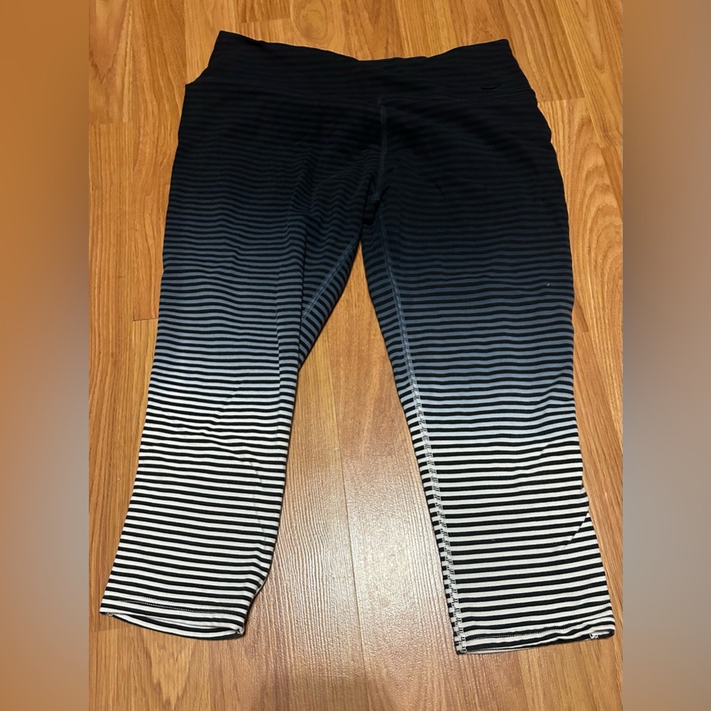 Nike Capri Leggings